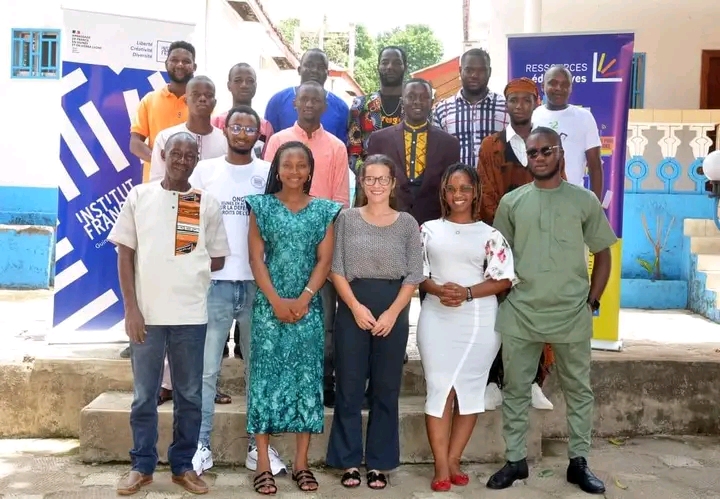 Lire et Ecrire pour Vaincre son Handicap. / Agence frainçaise de guinee/ L&rsquo;Institut Fraçais de Guinee